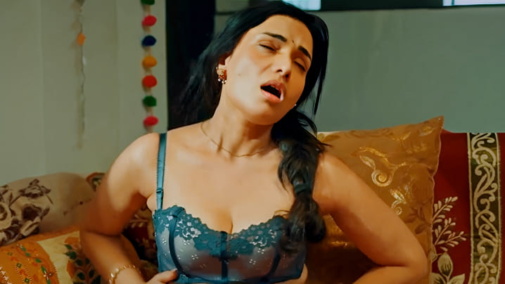 Kundi Mat Khadkao Raja Part 1 EP4 ULLU Hot Hindi Web Series