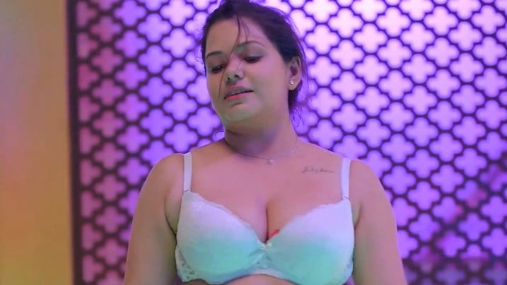Desi Nuskhe EP2 ShowMart Hot Hindi Web Series